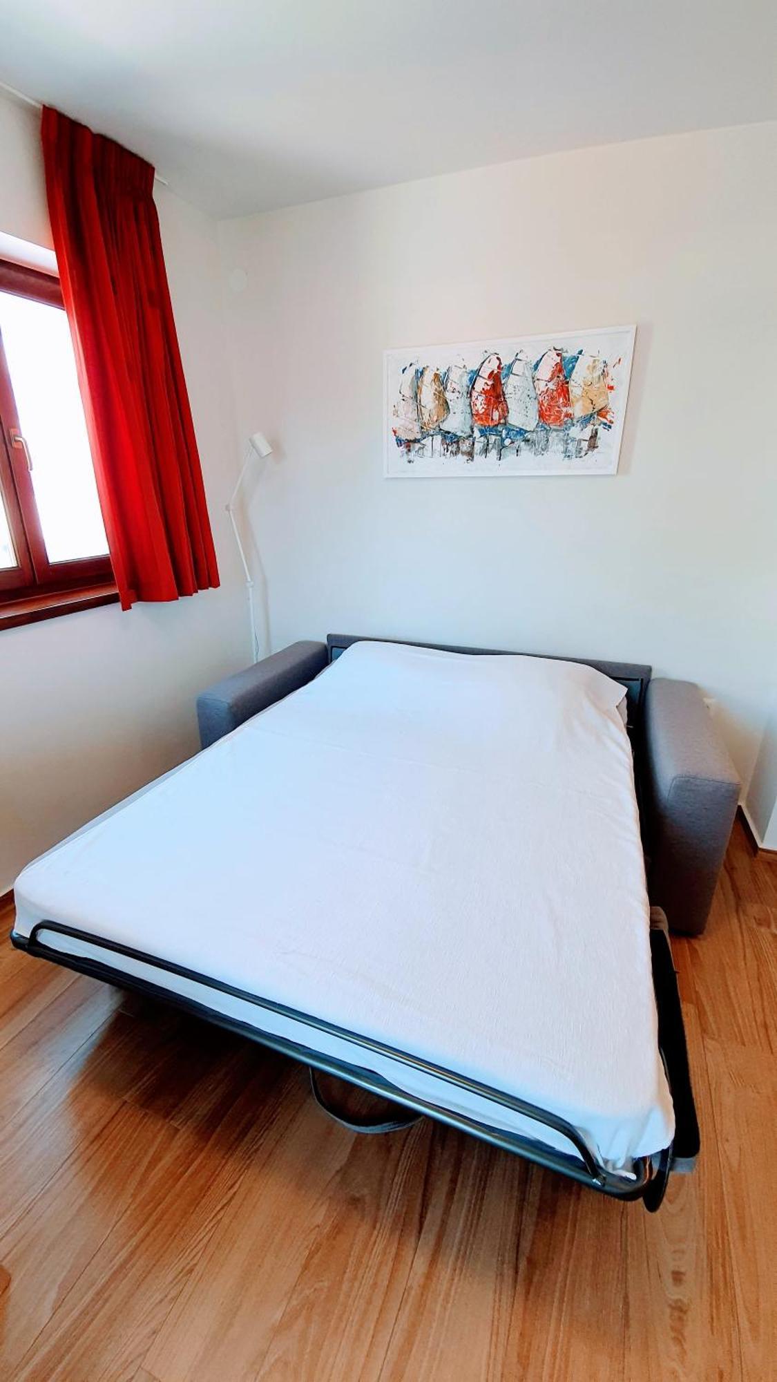 Luxury Apartment - Few Minutes From The Sea Πόρετς Εξωτερικό φωτογραφία