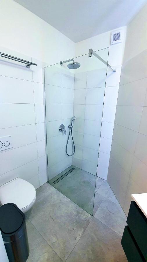 Luxury Apartment - Few Minutes From The Sea Πόρετς Εξωτερικό φωτογραφία